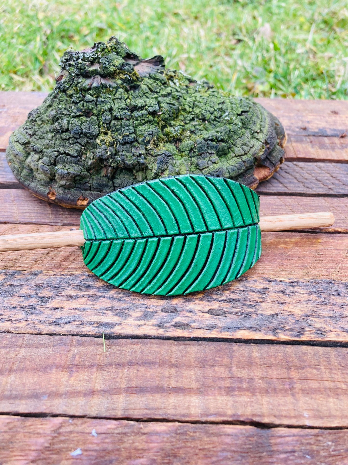 Hair Barrette: Amanita & Leaf